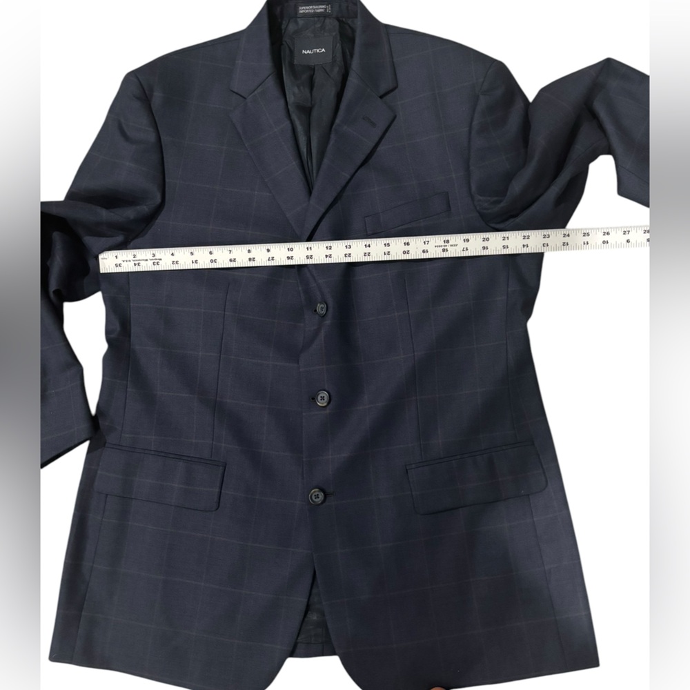 Nautica Men's Navy Blazer/Sports Coat-size 44L - Picture 5 of 8